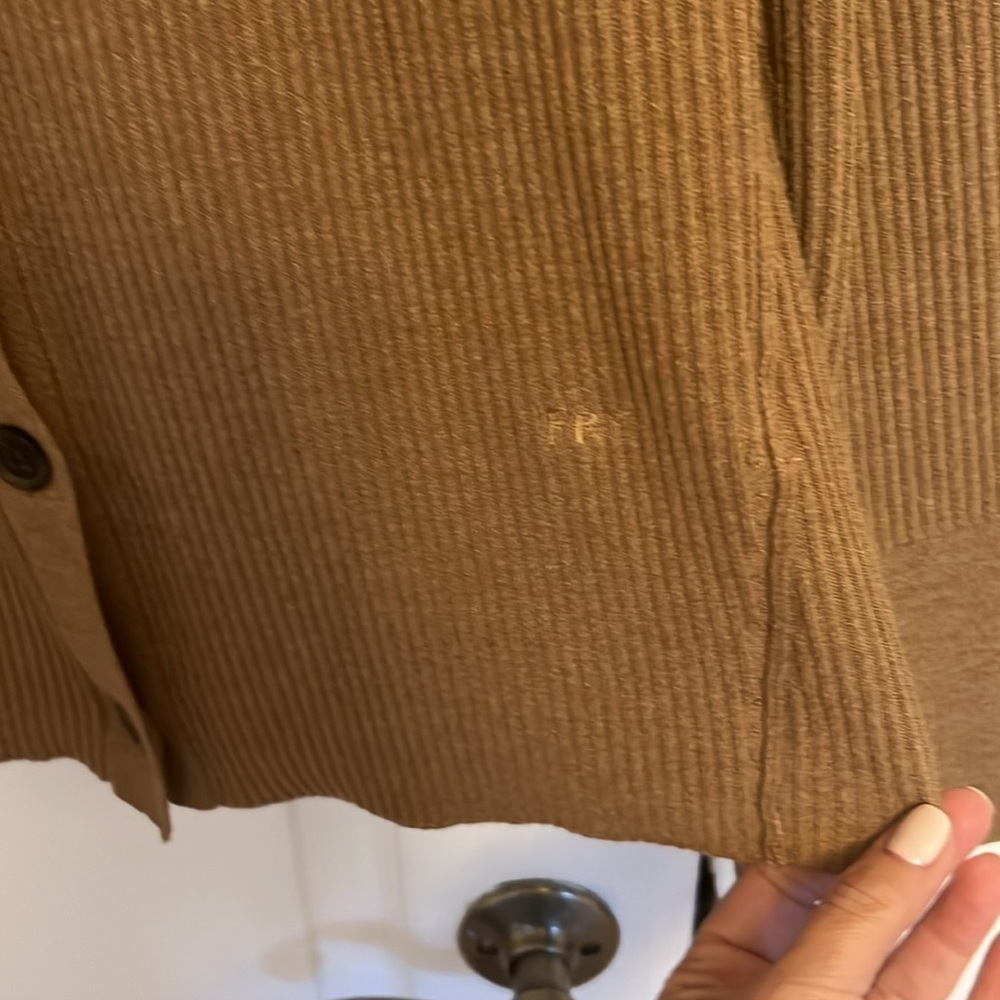 FRAME Slim Rib Cardi - Picture 6 of 11